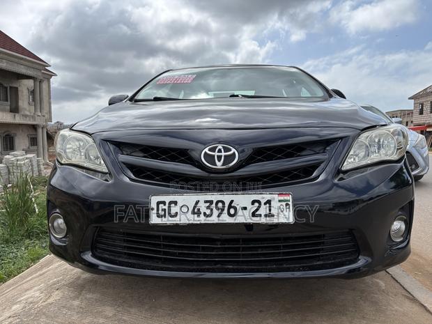 Toyota Corolla LE 4dr Sedan (1.8L 4cyl 4A) 2012 Black