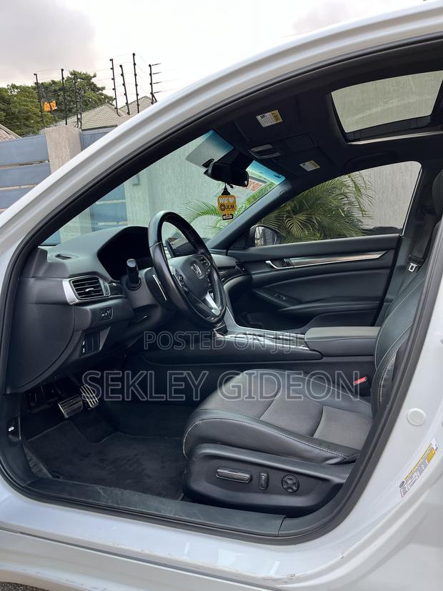 Honda Accord Sport 2.0T 2022 White