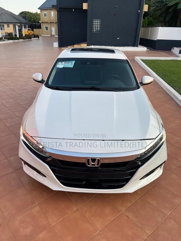 Honda Accord Touring 2.0T 2020 White