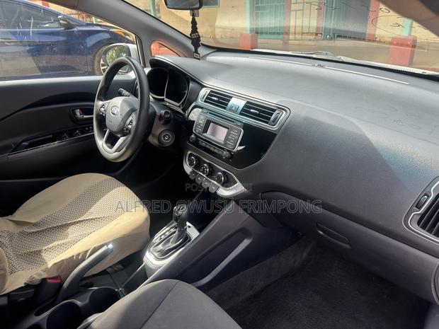 Kia Rio EX 4dr Hatchback (1.6L 4cyl 6A) 2016 Silver