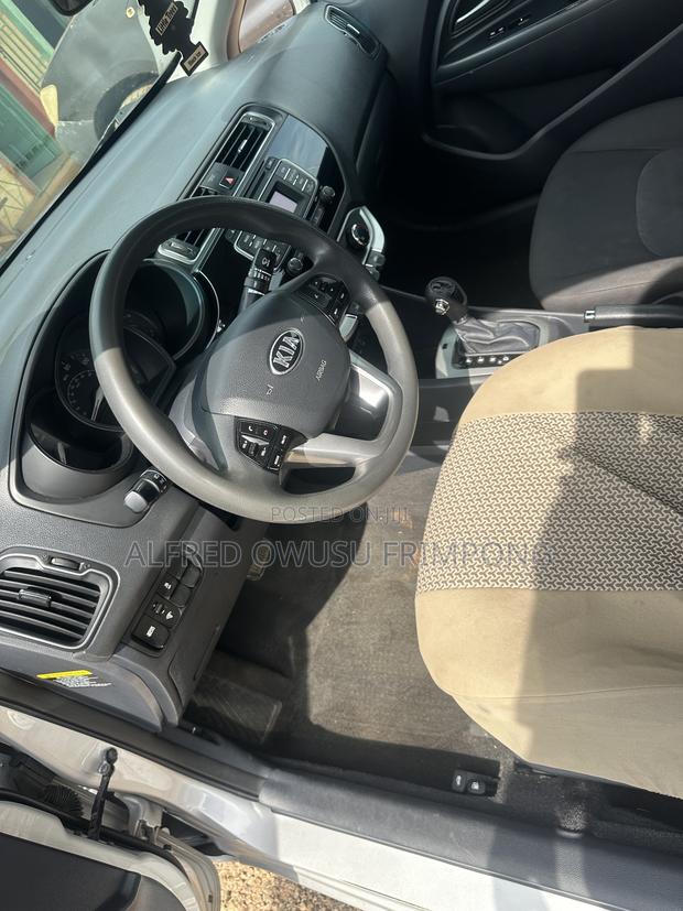 Kia Rio EX 4dr Hatchback (1.6L 4cyl 6A) 2016 Silver