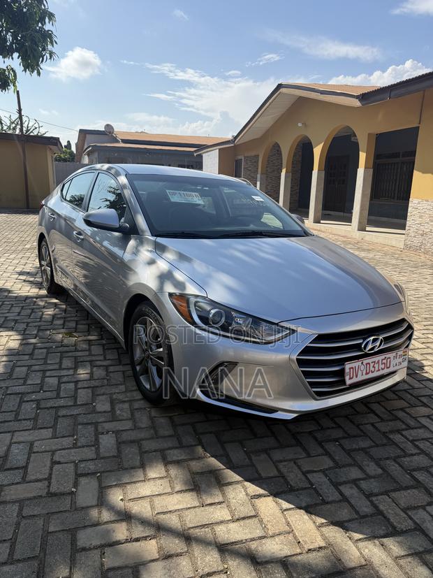 Hyundai Elantra Limited 2018 Silver