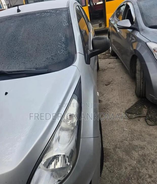 Chevrolet Spark 2014 Silver