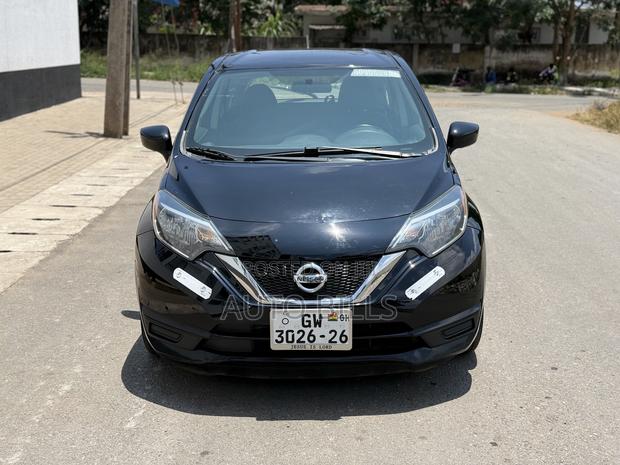 Nissan Versa 1.6 S 2019 Black