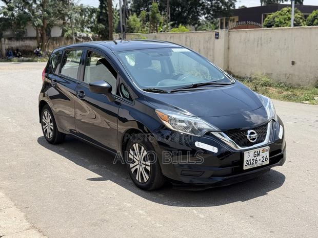 Nissan Versa 1.6 S 2019 Black