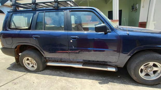 Nissan Patrol 2008 Blue