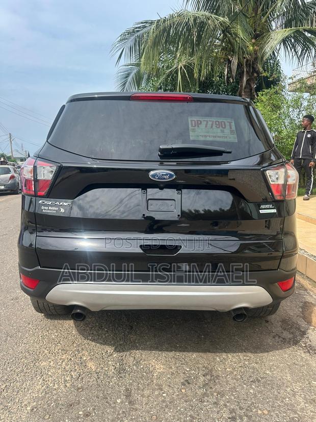 Ford Escape SEL FWD 2018 Black