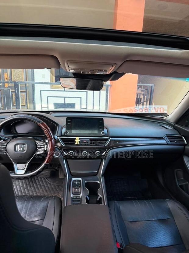 Honda Accord Touring 2.0T 2020 Blue