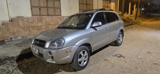 Hyundai Tucson 2006 Silver