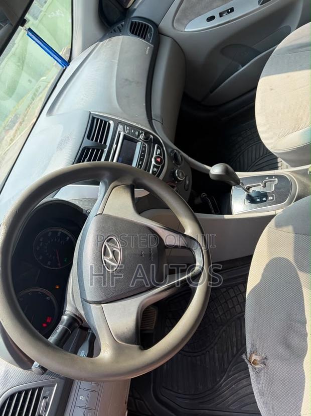 Hyundai Accent 2014 Red