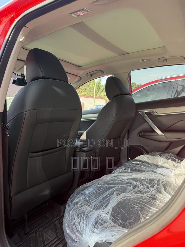 Geely Boyue 2019 Red