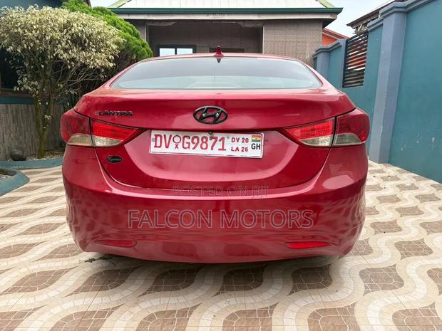 Hyundai Elantra 2013 Red