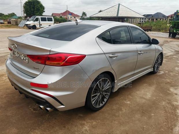 Hyundai Elantra Sport 2018 Silver