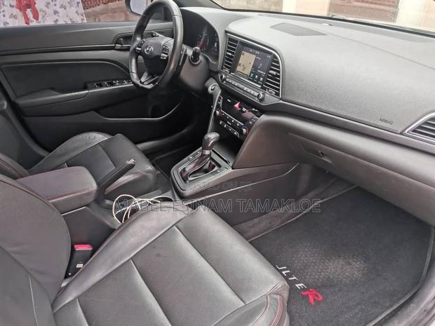 Hyundai Elantra Sport 2018 Silver