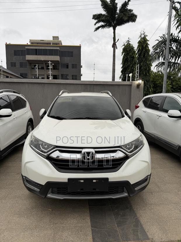 Honda CR-V Touring FWD 2018 White