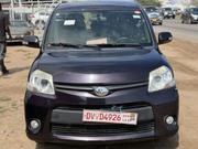 Toyota Sienta 1.5 FWD (6-seater) 2015 Purple for sale