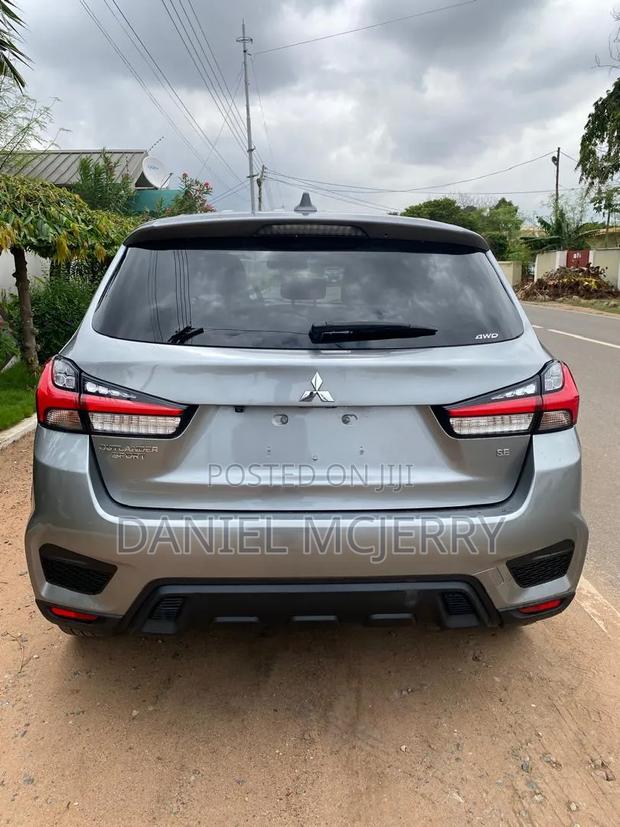 Mitsubishi Outlander 2019 Brown