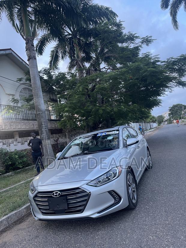 Hyundai Elantra Limited 2018 Silver