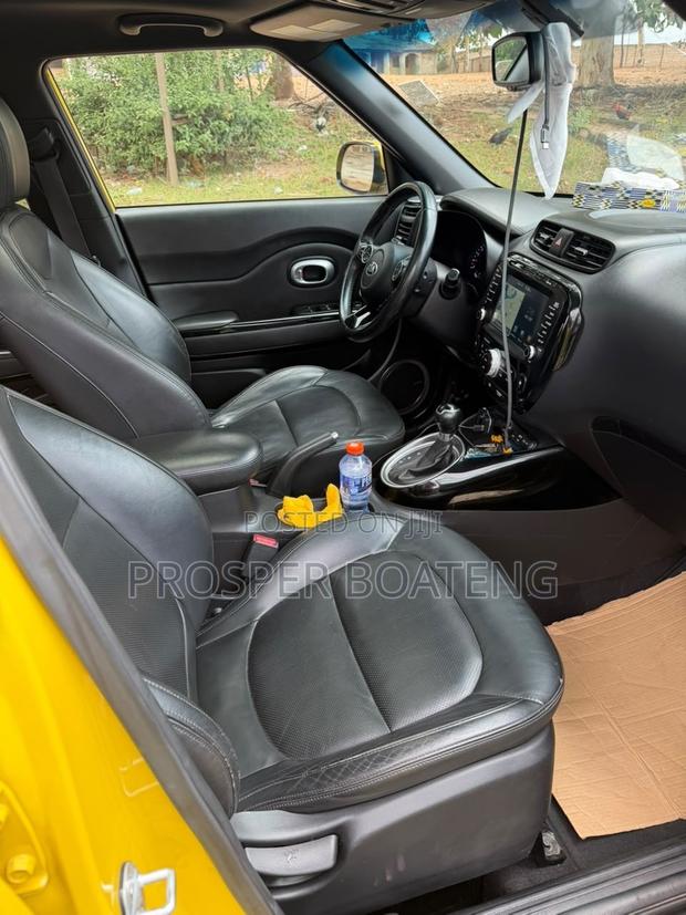 Kia Soul 2016 Yellow