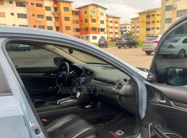 Honda Civic 2017 Blue