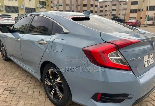 Honda Civic 2017 Blue