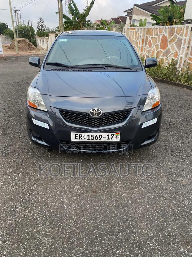 Toyota Yaris 2009 Gray