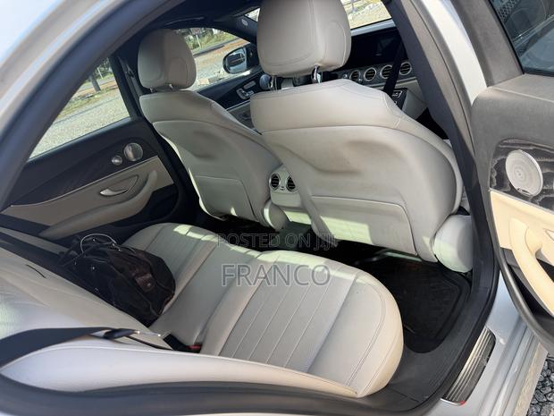 Mercedes-Benz E300 2019 Silver