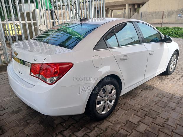 Chevrolet Cruze LS 4dr Sedan (1.5L 4cyl 6A) 2016 White