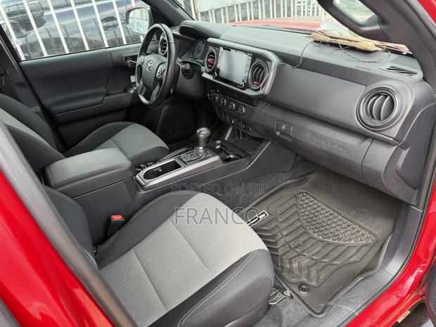 Toyota Tacoma SR 2019 Red