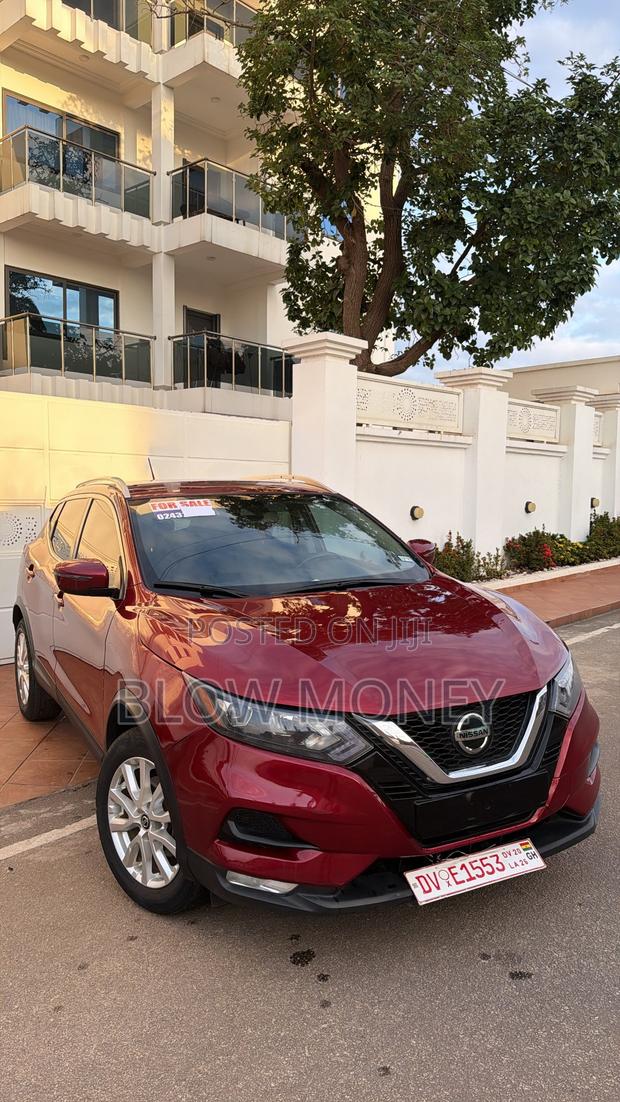 Nissan Rogue SV 2021 Red