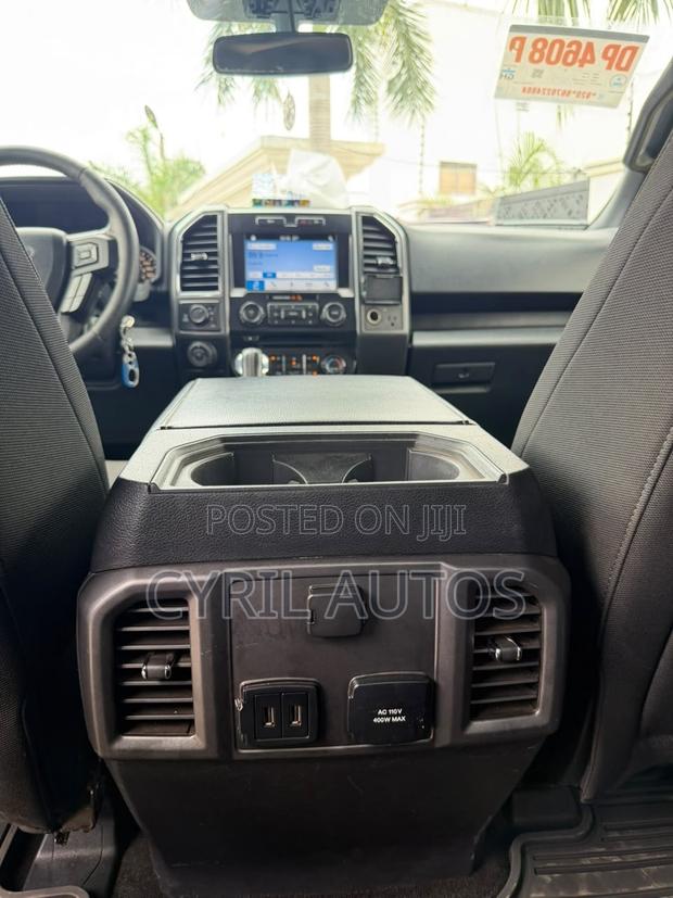 Ford F-150 2018 Silver