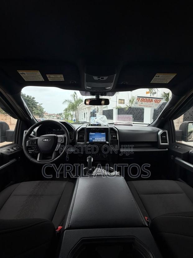 Ford F-150 2018 Silver