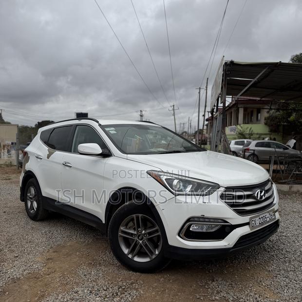 Hyundai Santa Fe SE AWD 2017 White
