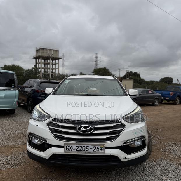 Hyundai Santa Fe SE AWD 2017 White