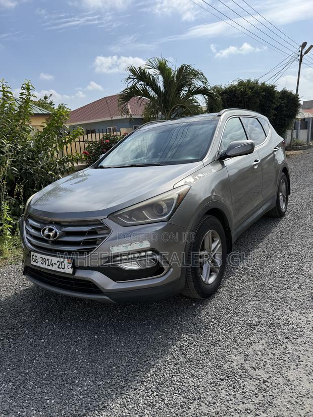 Hyundai Santa Fe Limited AWD 2017 Gray
