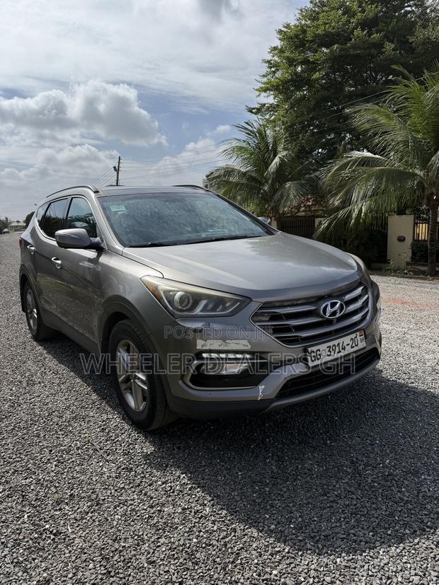 Hyundai Santa Fe Limited AWD 2017 Gray