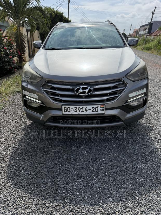 Hyundai Santa Fe Limited AWD 2017 Gray