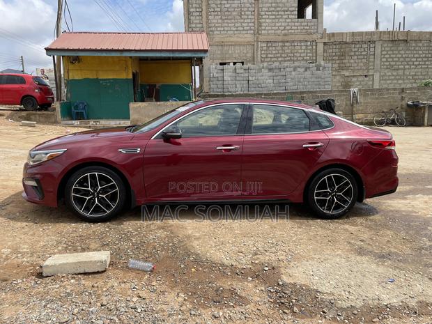 Kia Optima SE 2020 Maroon