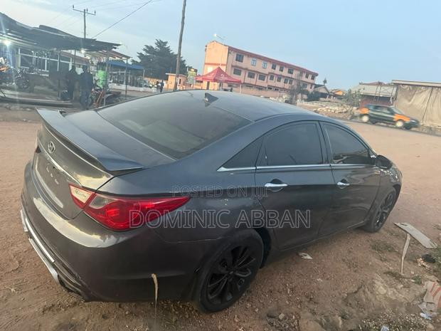 Hyundai Sonata 2013 Gray