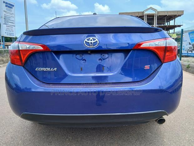 Toyota Corolla 2015 Blue