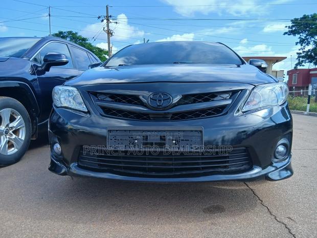 Toyota Corolla 2013 Black