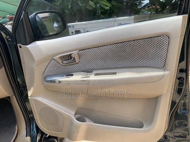 Toyota Fortuner 2.7 AWD 2008 Green