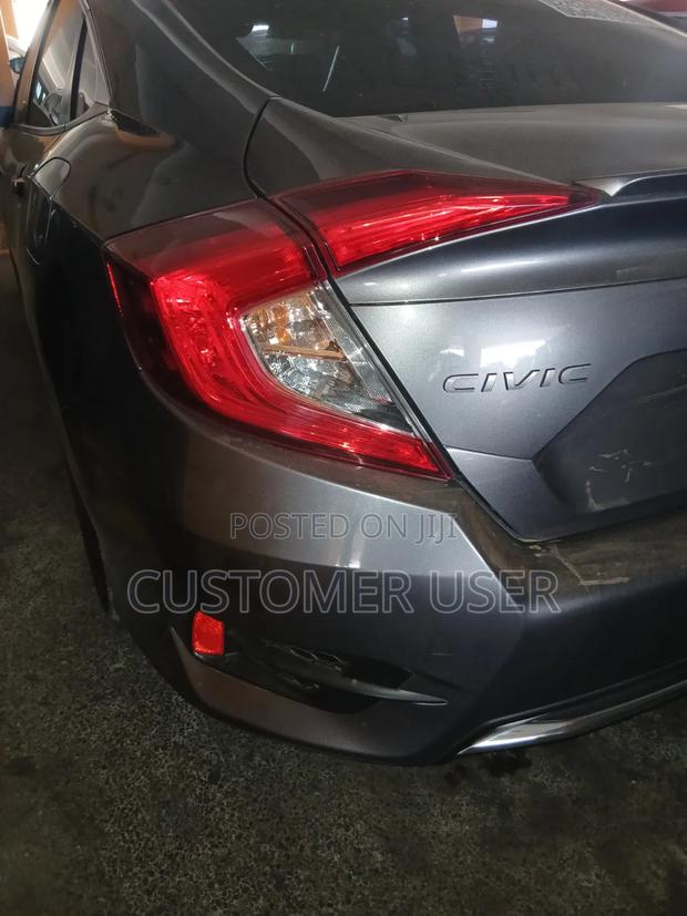 Honda Civic 2021 Gray