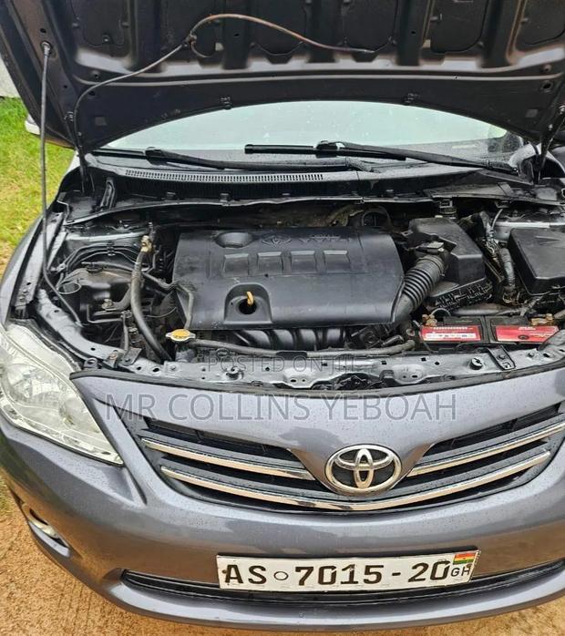Toyota Corolla 2013 Gray