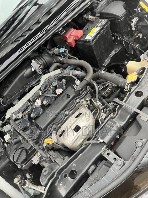 Toyota Vitz 1.3 FWD 5dr 2011 Black