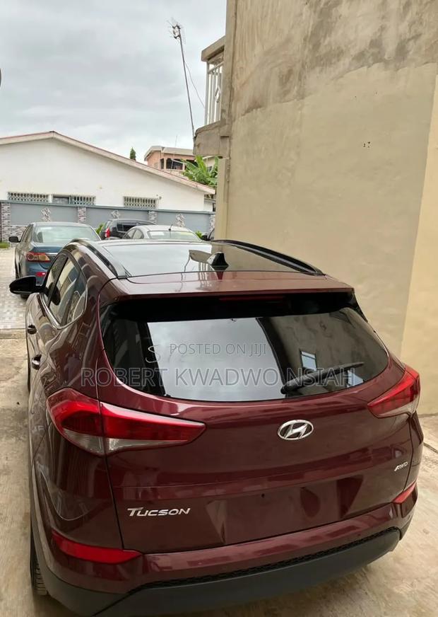 Hyundai Tucson Limited AWD 2017 Brown