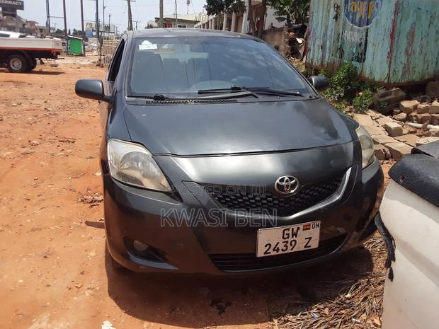 Toyota Yaris 2007 Gray
