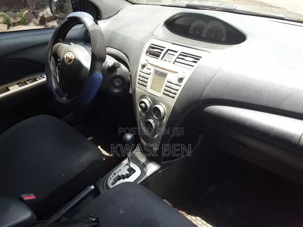 Toyota Yaris 2007 Gray