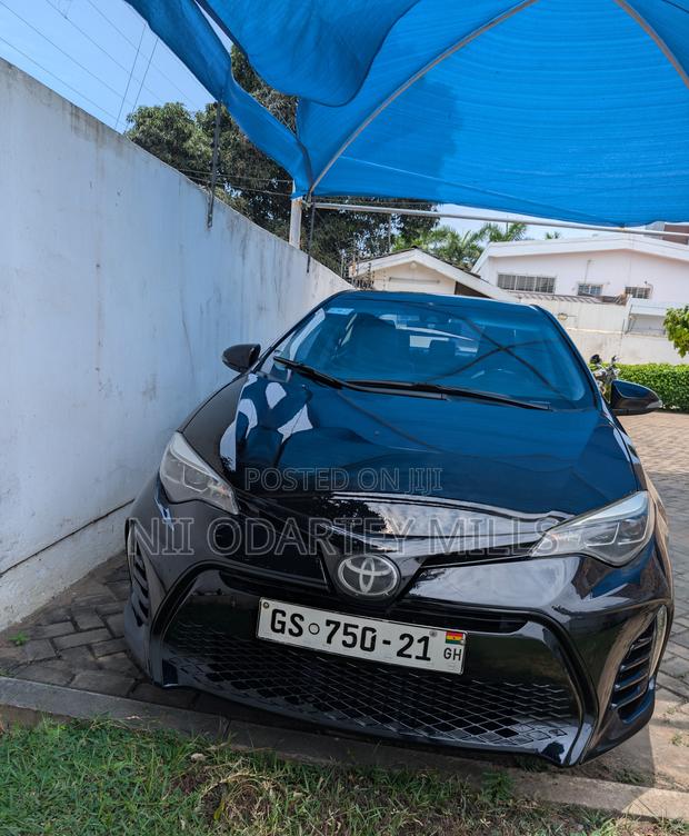 Toyota Corolla SE Special Edition 4dr Sedan (1.8L 4cyl CVT) 2017 Black