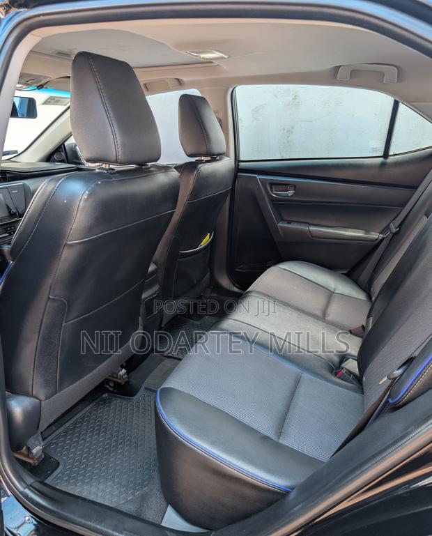 Toyota Corolla SE Special Edition 4dr Sedan (1.8L 4cyl CVT) 2017 Black